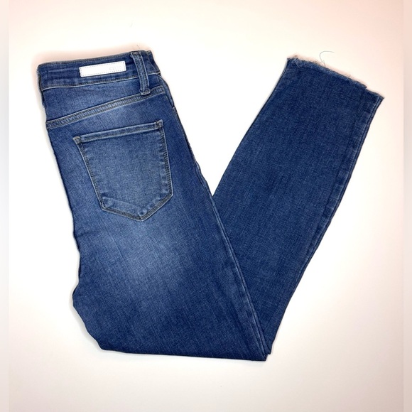 Cello Women’s Ankle Crop Jeans Size- 7 - Picture 7 of 9